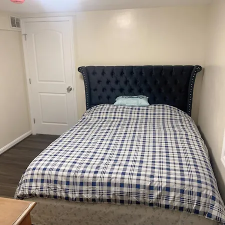 Brand New Bedroom Next Camden Yard , Convention Center